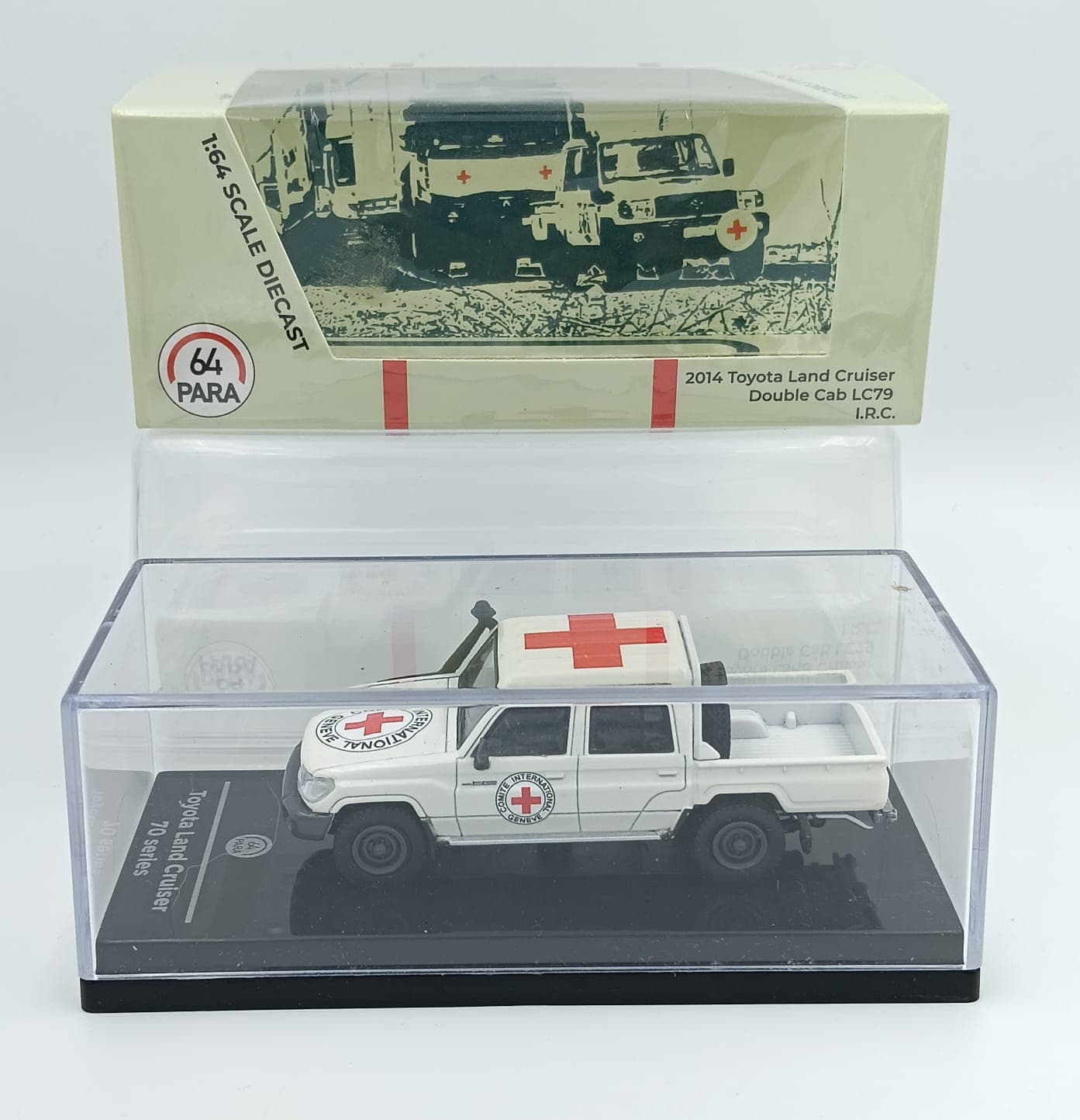 64 PARA Toyota Land Cruiser Double Cab LC79 70 series - Image 1