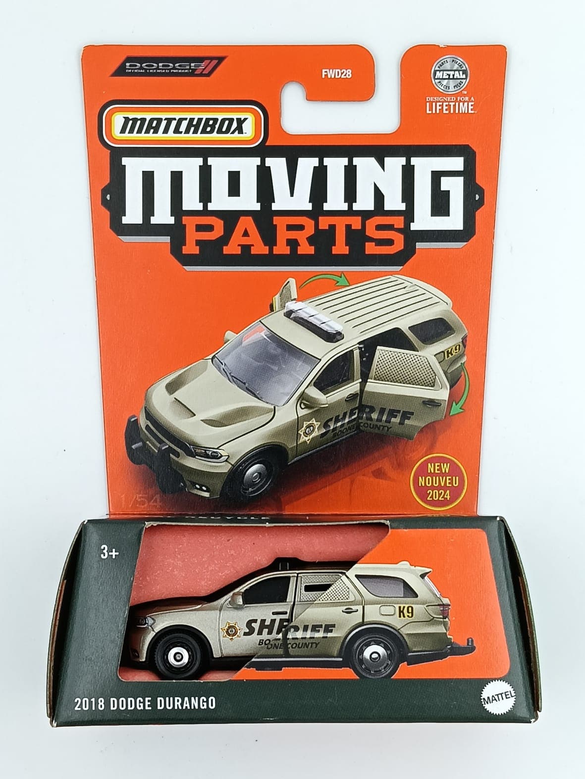 MATCHBOX 2018 DODGE DURANGO MOVING PARTS - Image 1