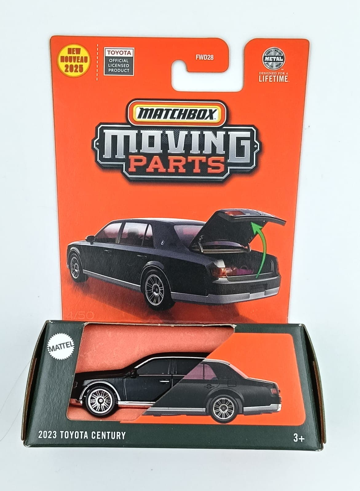 MATCHBOX 2023 TOYOTA CENTURY MOVING PARTS - Image 1